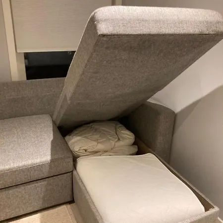 New 10 Minutes From Center Apartment *
