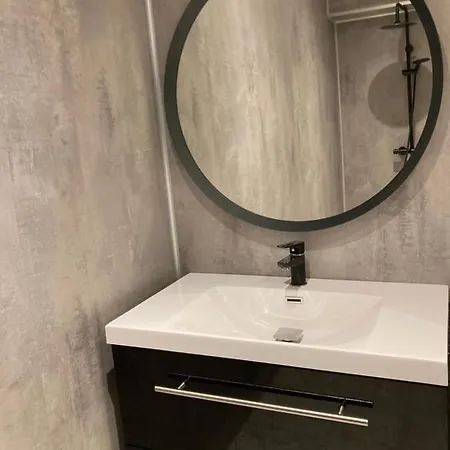 New 10 Minutes From Center Apartament *